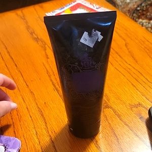 Outspoken by FERGIE body lotion